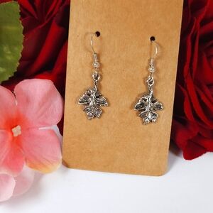 Vintage Sterling Silver Leaf Dangle Earrings marked Sterling